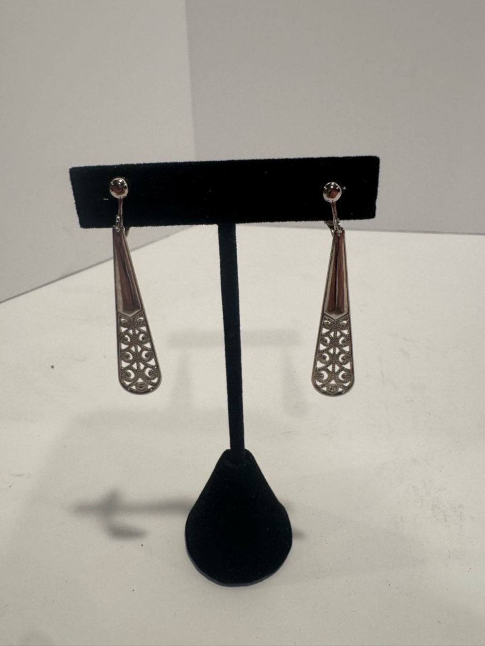 Vintage Silver Tone Filigree Drop Clip On Earrings Dangle Statement